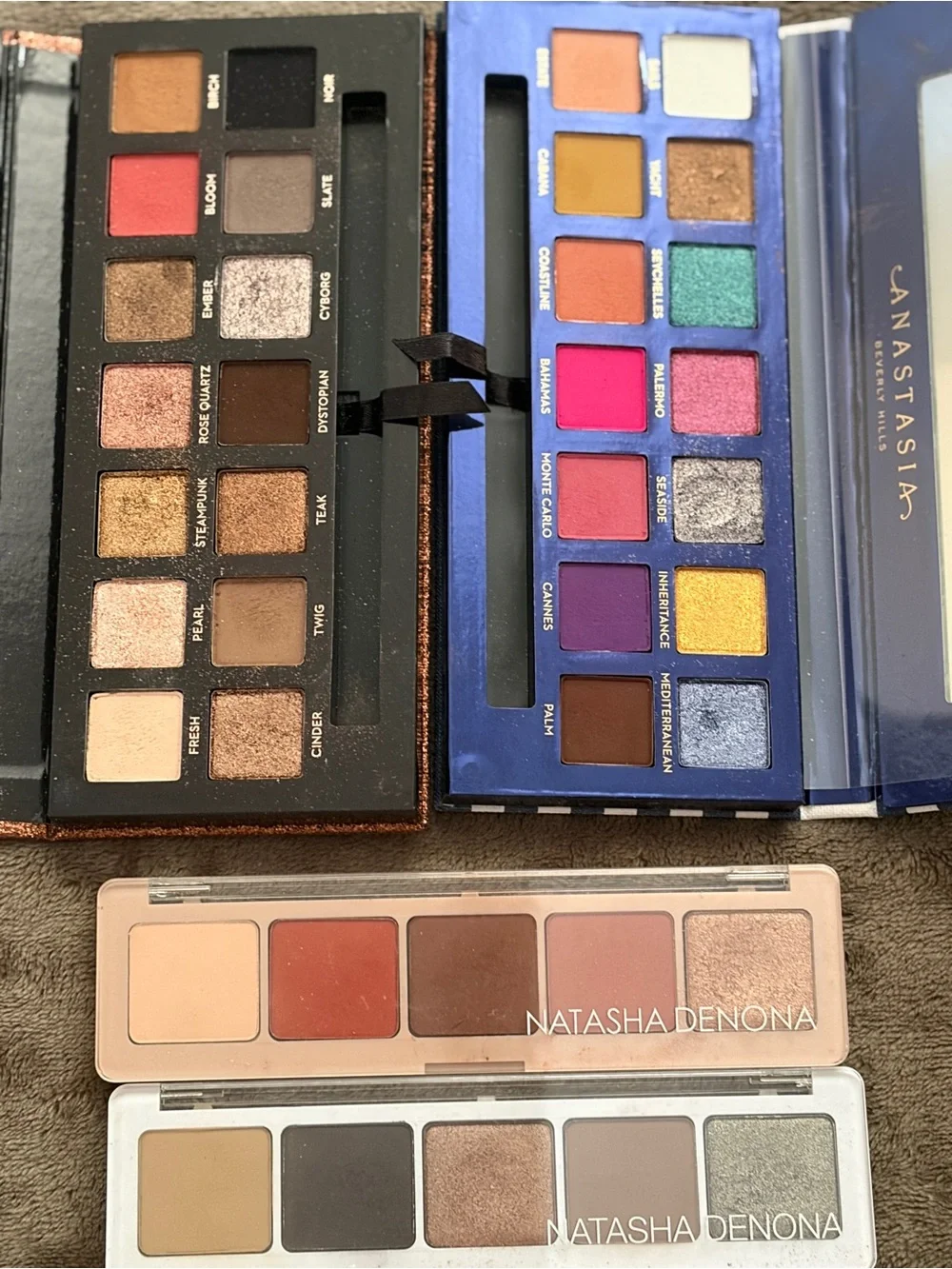 Brand name eyeshadow palette grab bag